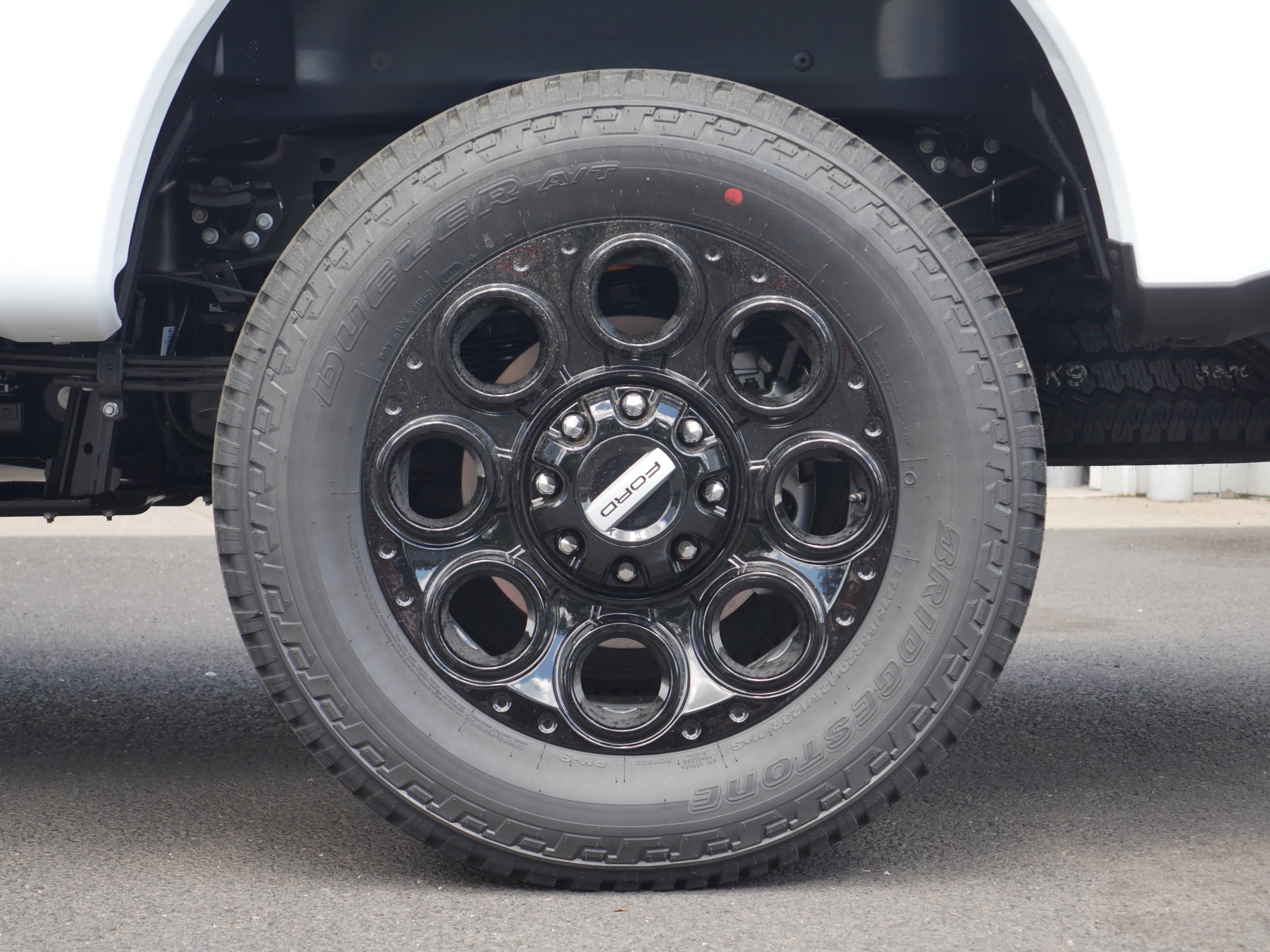 New 2026 Oxford White Ford F-350® Lariat® image 22