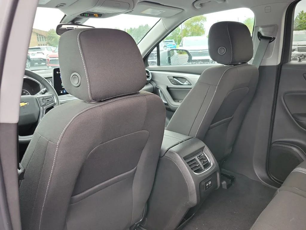 New 2026 Sterling Gray Metallic Chevrolet 2LT image 23