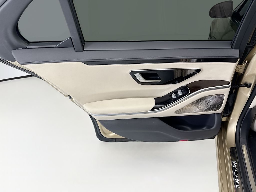 Certified Used 2023  Mercedes-Benz S 500 image 25