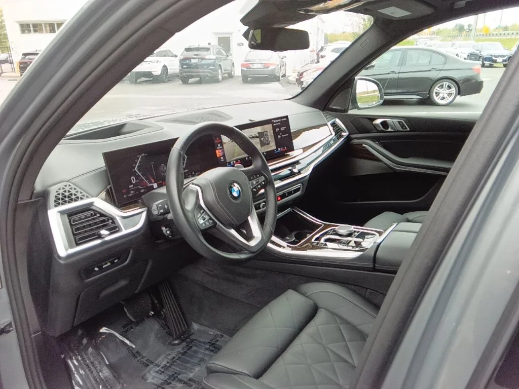 Certified Used 2026 Skyscraper Grey Metallic BMW xDrive40i image 13