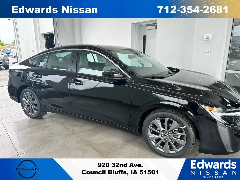 2026 Nissan Sentra SL CVT's photo