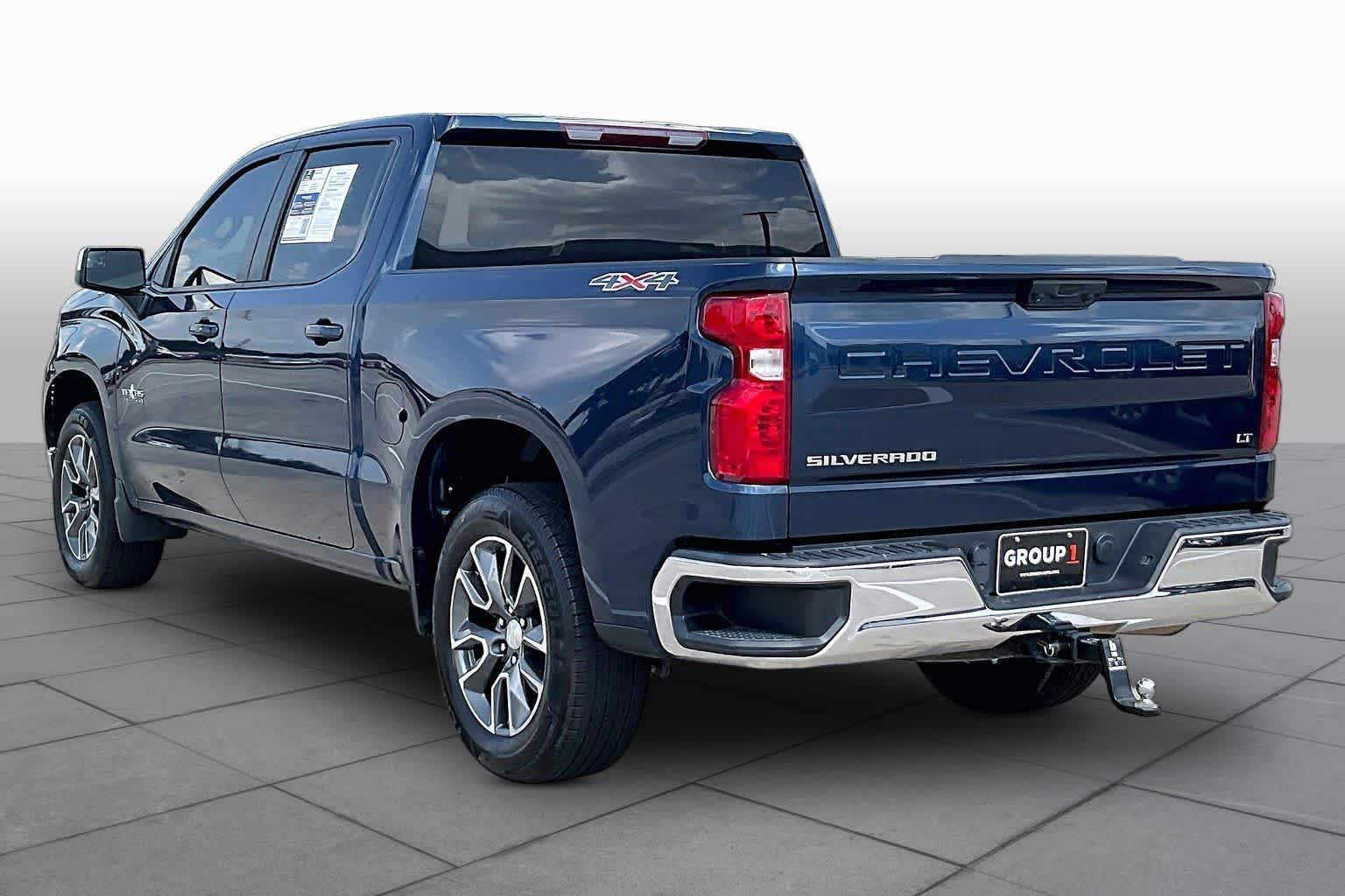 Used 2023 Northsky Blue Metallic Chevrolet LT image 12