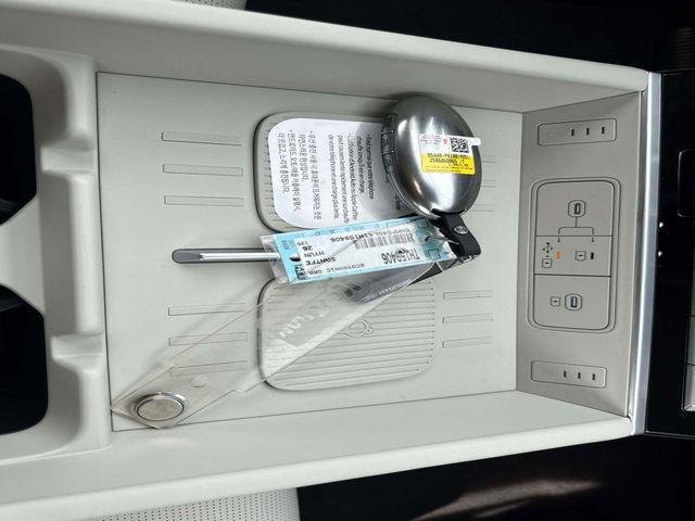 2026 Hyundai Santa Fe Calligraphy - Photo 28