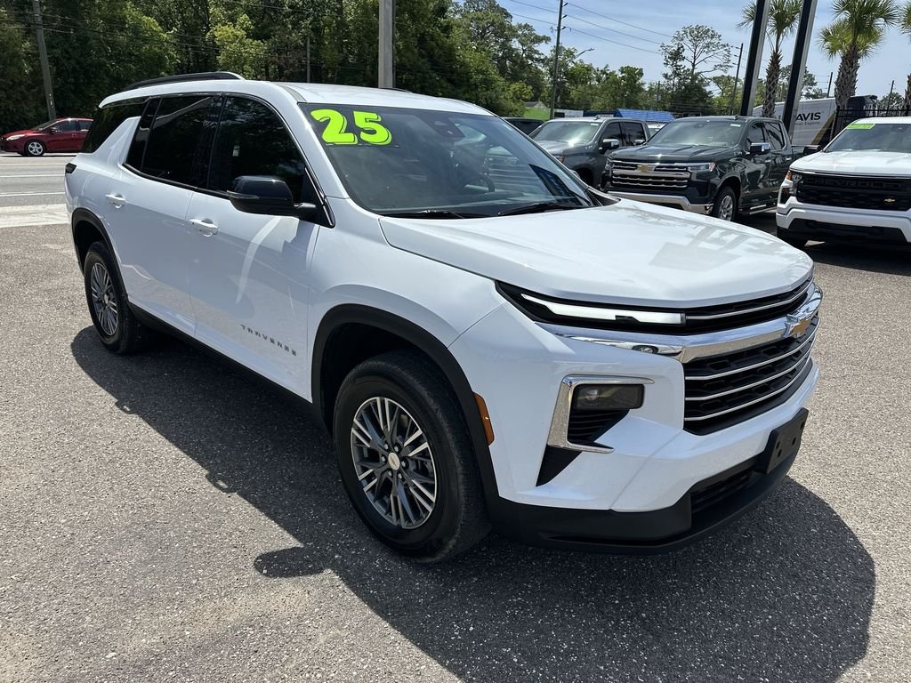 Used 2025 Summit White Chevrolet LT image 10
