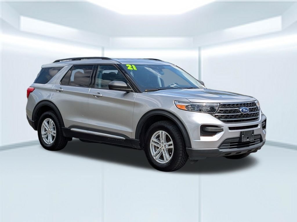Used 2021 Silver Ford XLT image 8