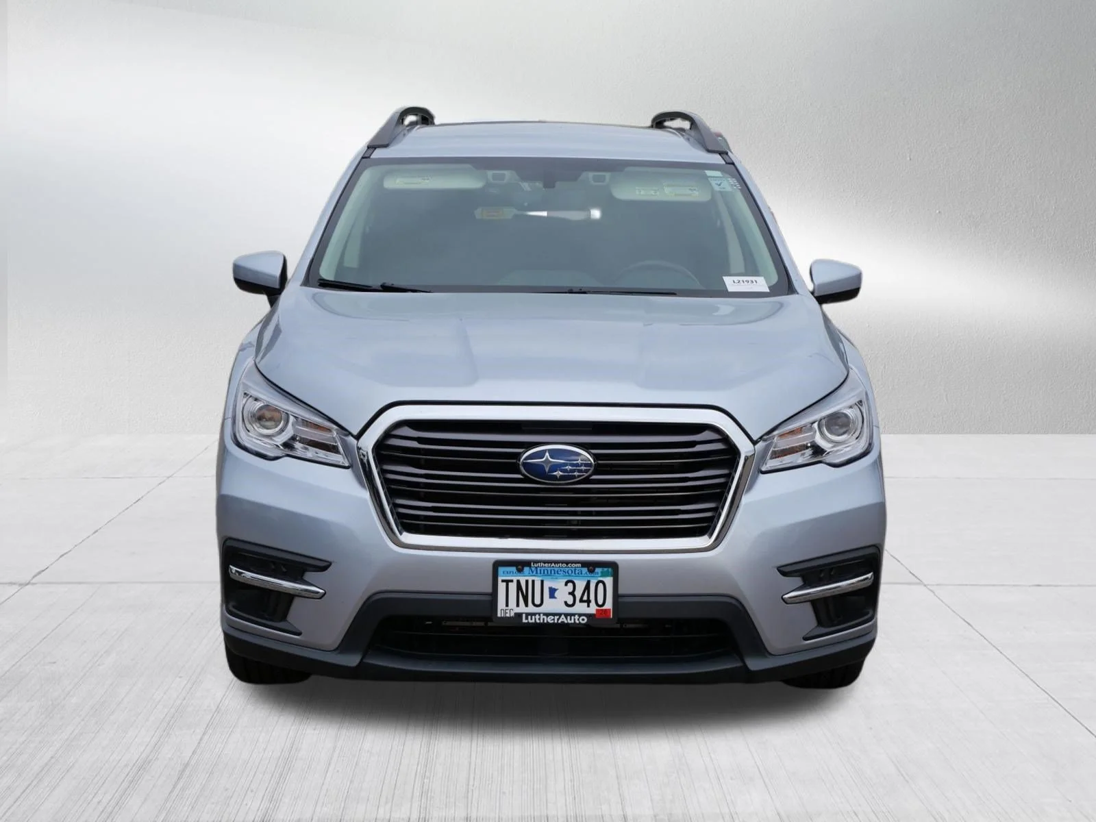 Used 2022 Ice Silver Metallic Subaru Premium image 2