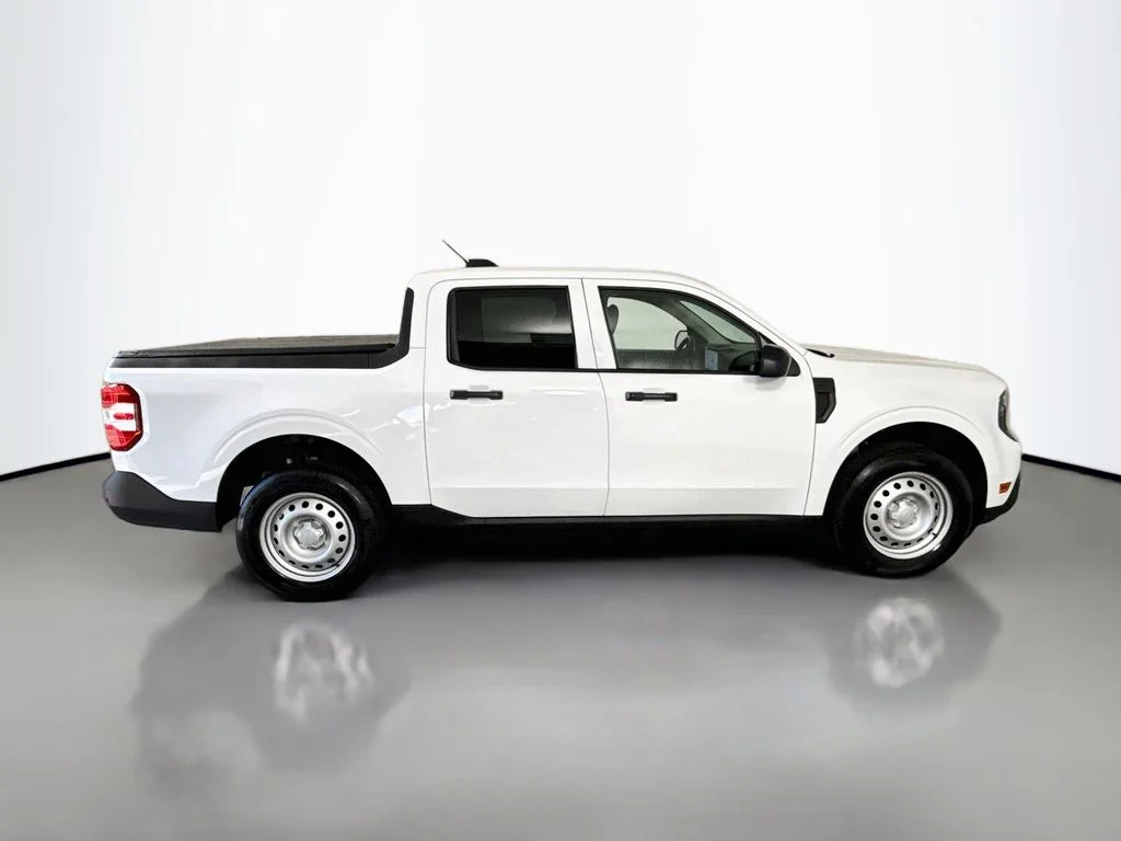 Certified Used 2025 Oxford White Ford XL image 12