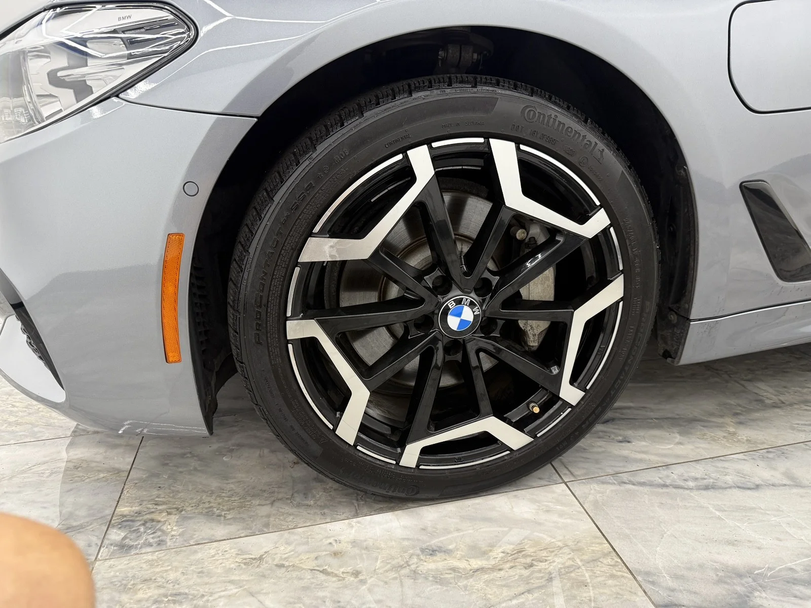 Used 2018 Bluestone Metallic BMW 530e xDrive iPerformance image 11