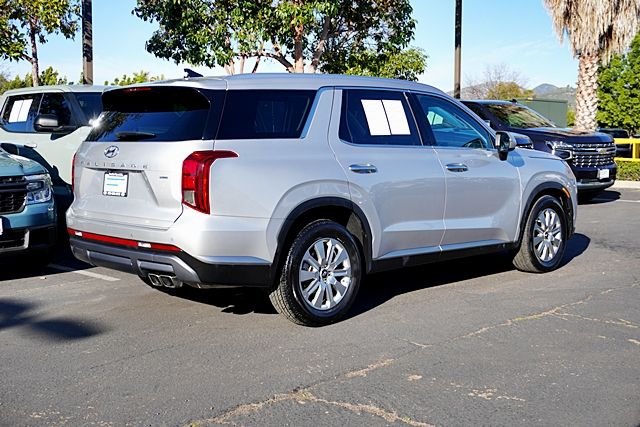 Used 2025 Silver Hyundai SEL image 7