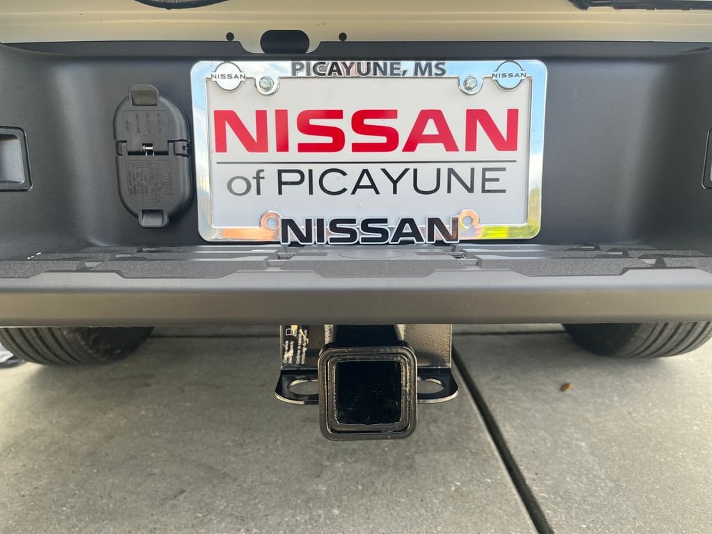 New 2026 Glacier White Nissan Crew Cab SV image 28