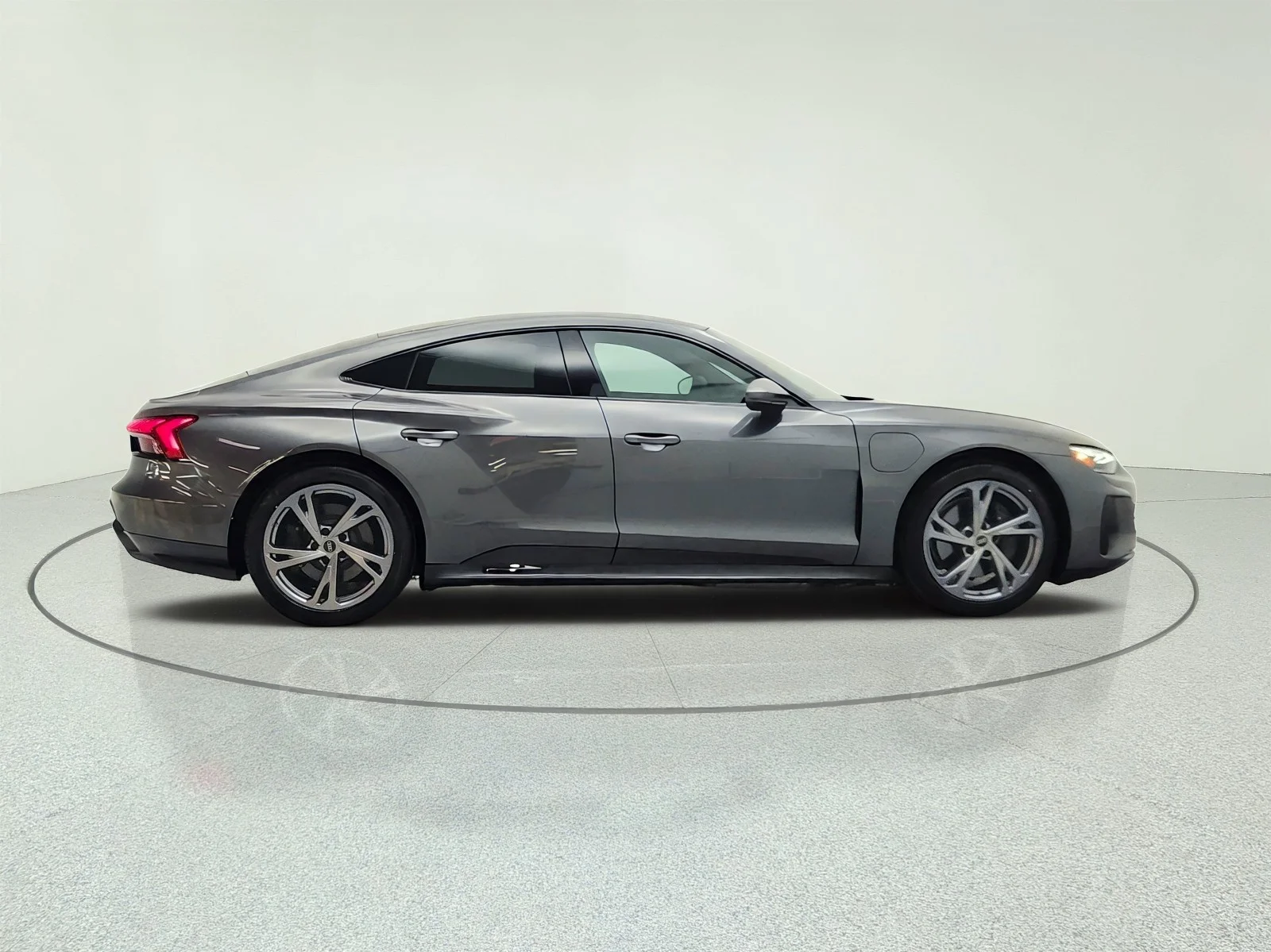 Used 2023 Daytona Gray Pearl Effect Audi Premium Plus image 4