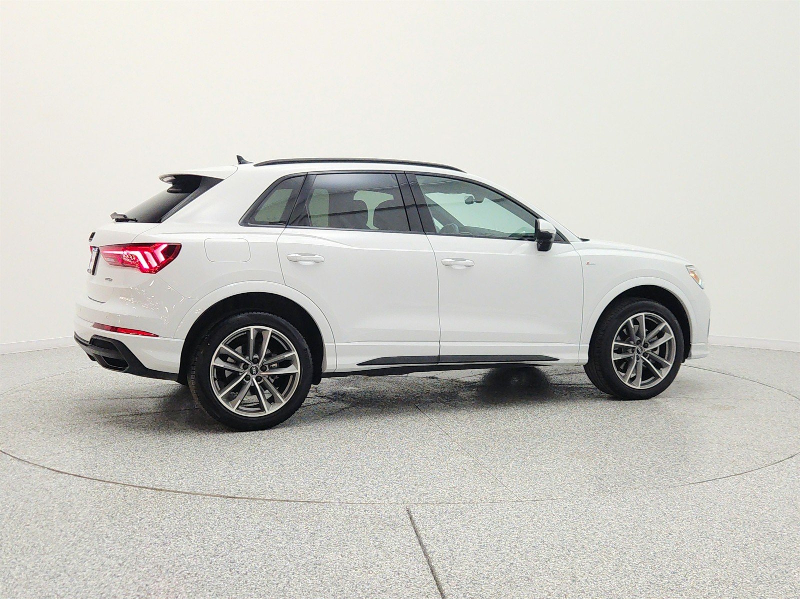Used 2023 Glacier White Metallic Audi S line Premium Plus 45 TFSI quattro image 5