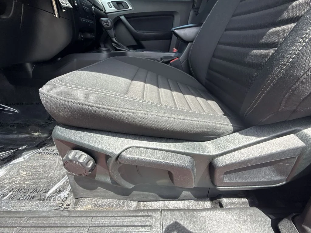 Used 2022 Red Ford XL image 12