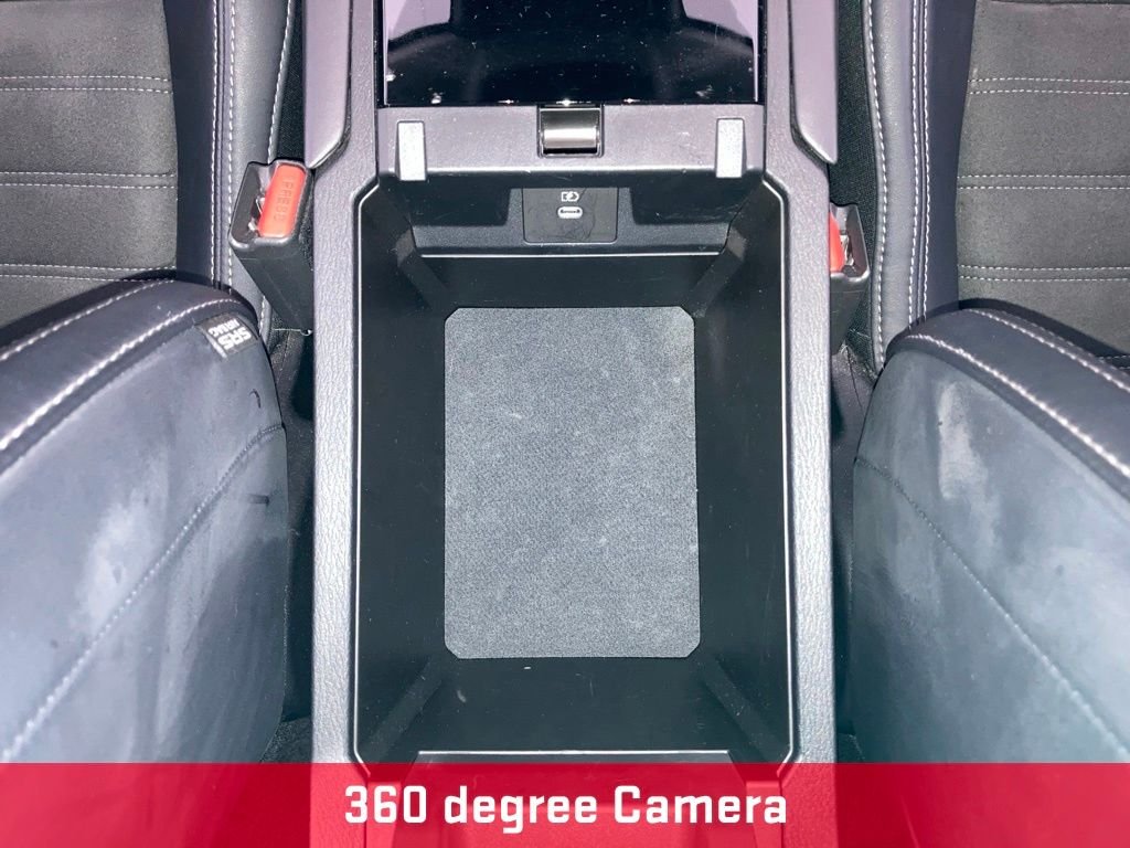 Used 2025 Gray Mitsubishi SE image 8