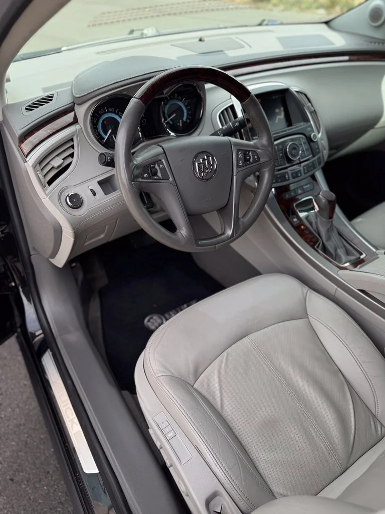 Used 2010 Carbon Black Metallic Buick CXS image 26