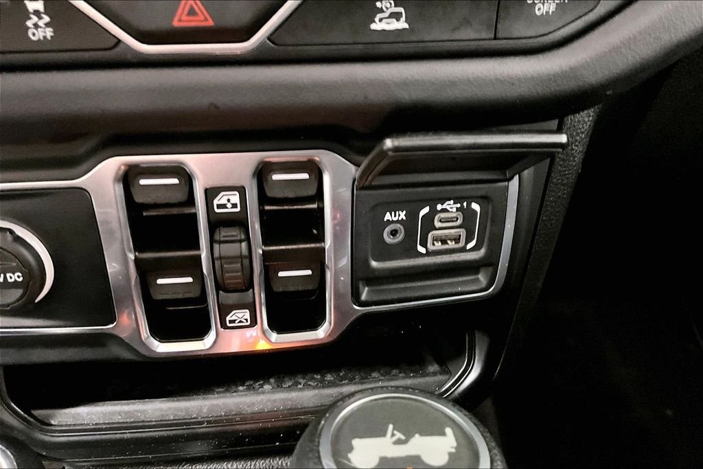 Used 2025 Black Jeep Sahara 4xe image 15