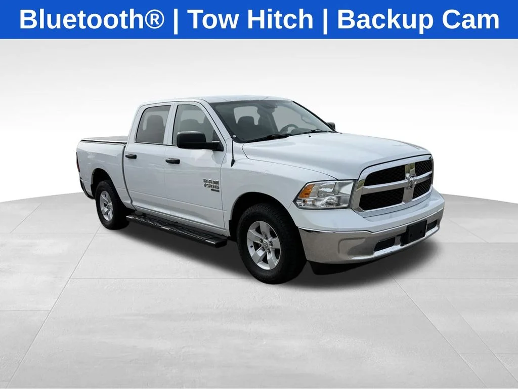 2022 RAM 1500 Classic SLT Crew Cab 5'7's photo