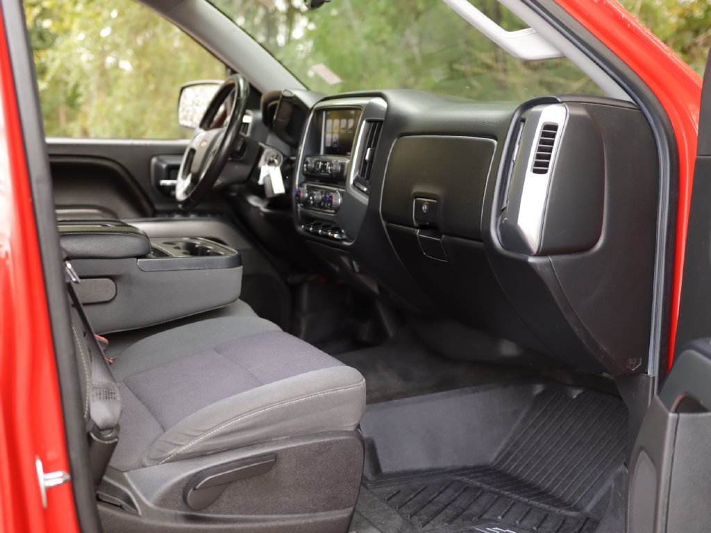 Used 2017 RED HOT Chevrolet LT image 30