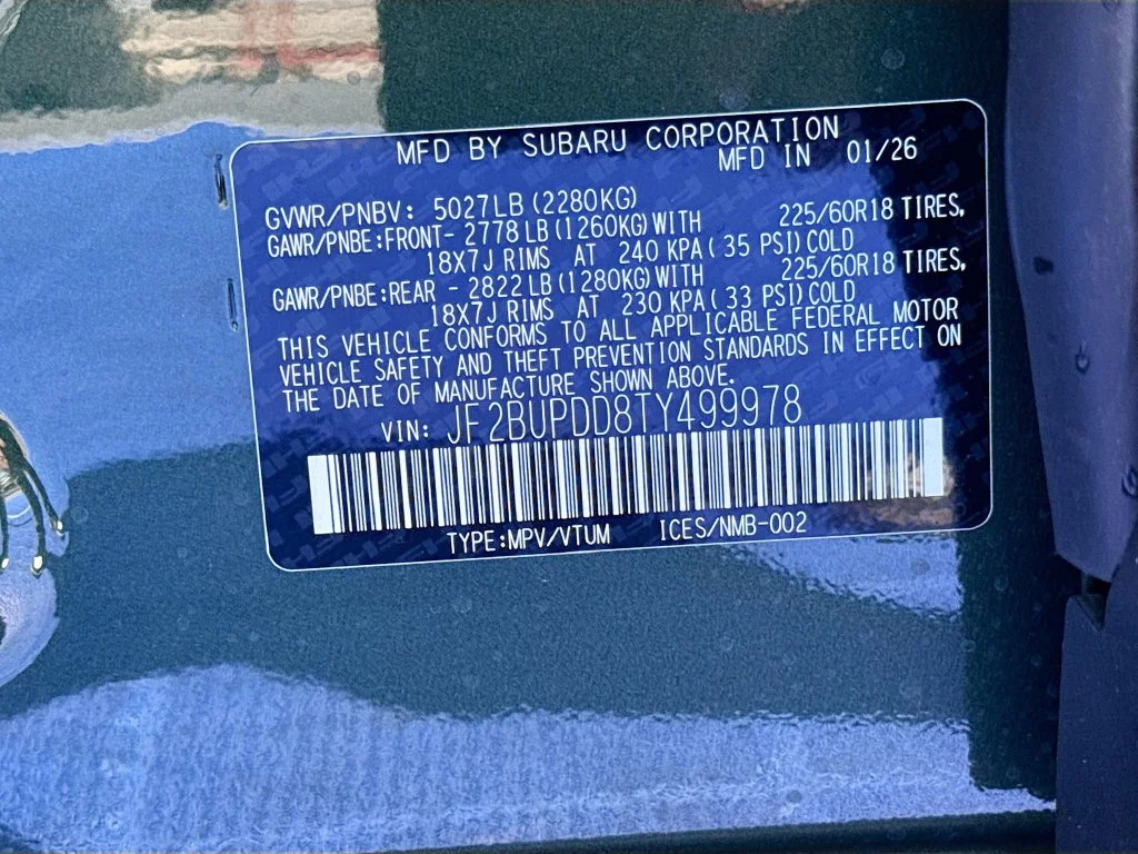 New 2026 DEEP EMERALD GREEN PEARL Subaru Limited image 42