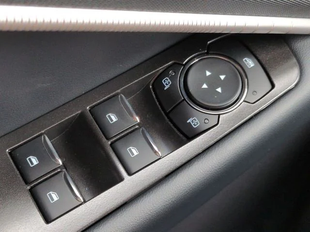 New 2026 Oxford White Ford Lariat® image 27