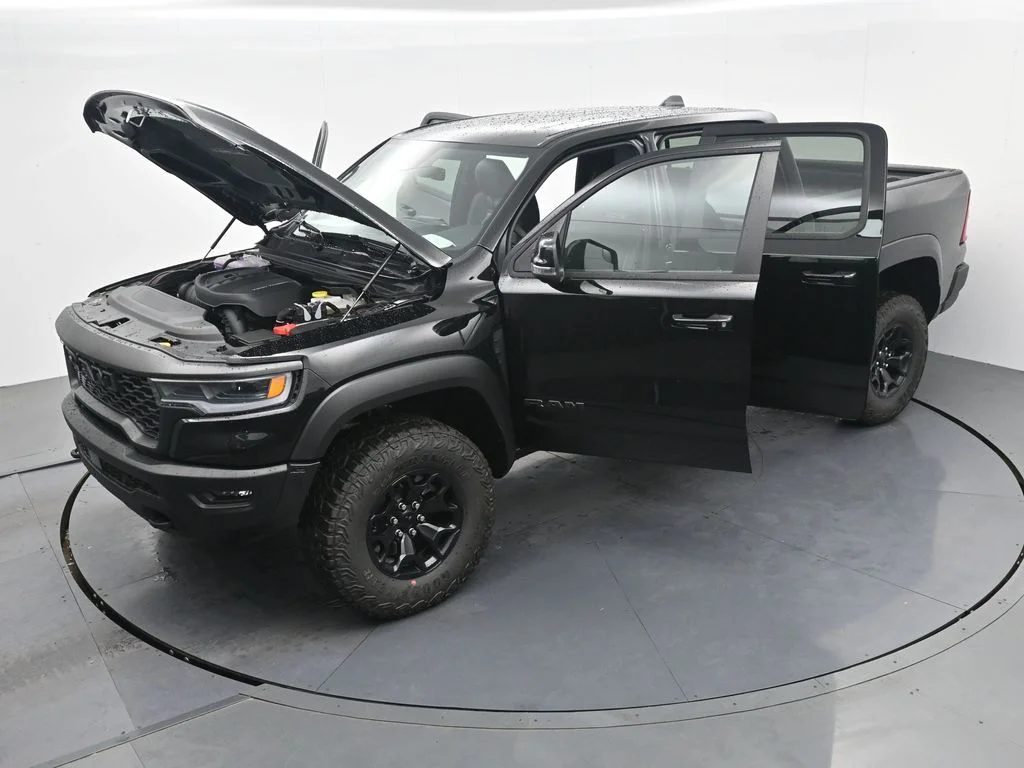 New 2026 Diamond Black Crystal Pearl-Coat Exterior Paint RAM RHO image 44