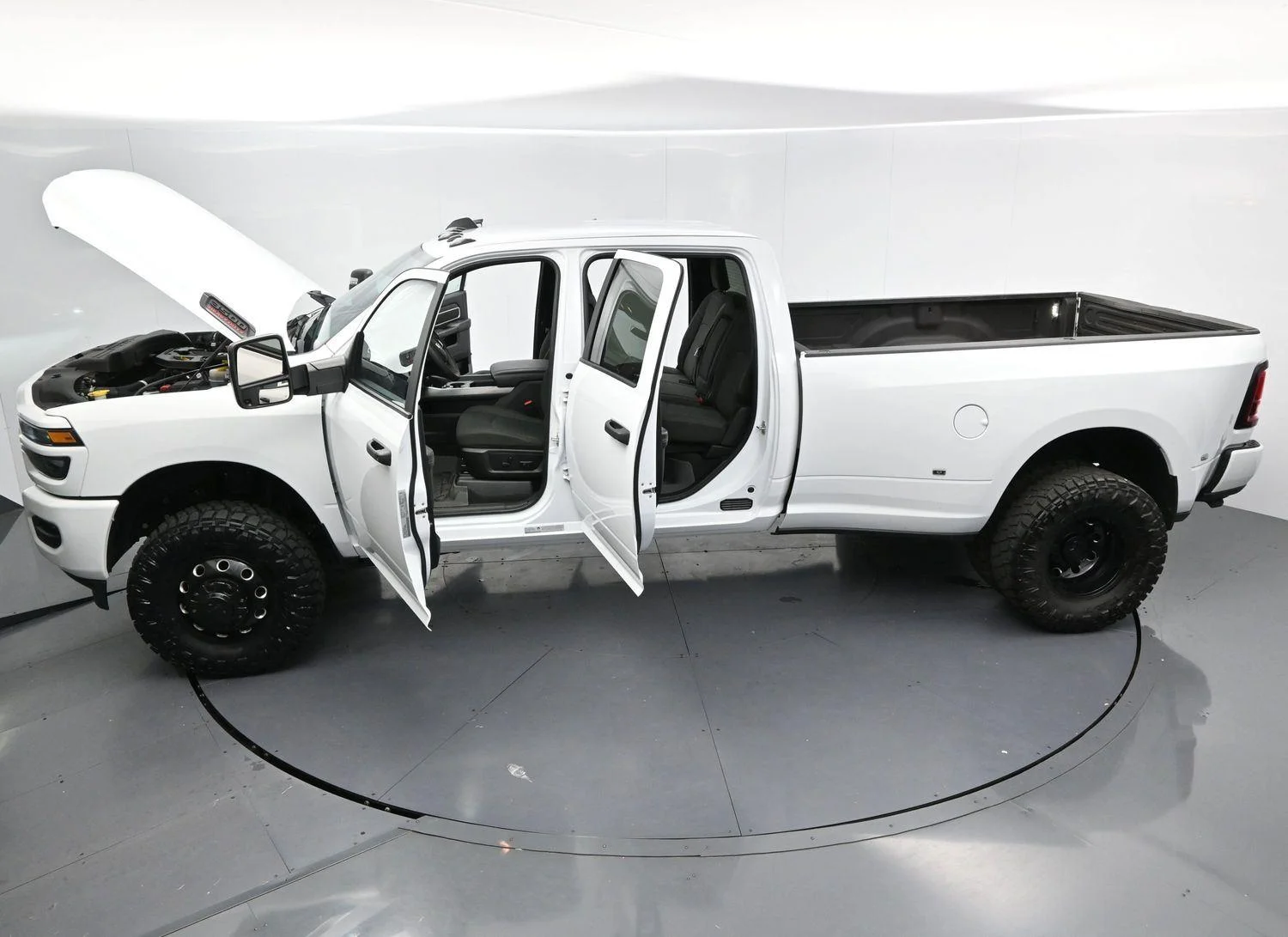 Used 2025 Bright White Clearcoat Ram Big Horn image 34