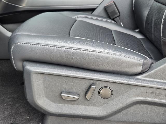New 2026 Oxford White Ford Lariat® image 36