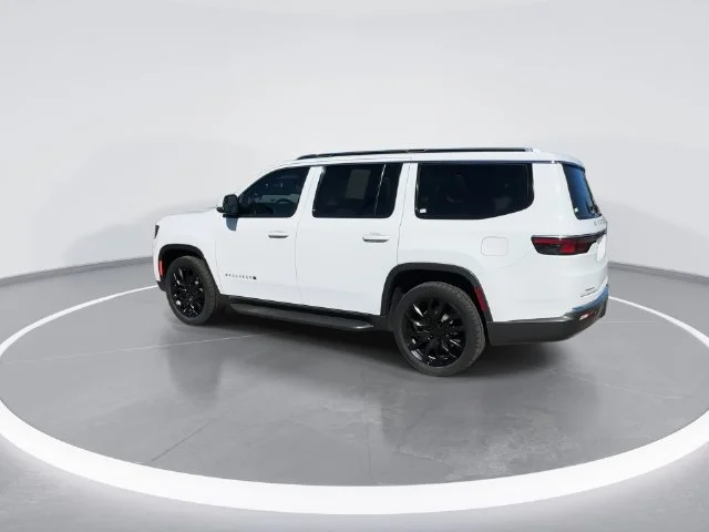 Used 2022 White Jeep Series II image 5