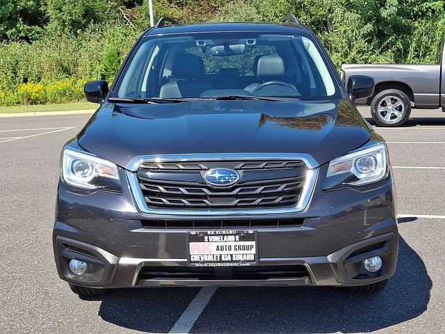 Used 2018 Gray Subaru 2.5i Premium image 3