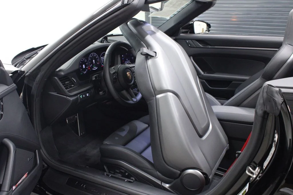 2026 Porsche 911 GTS - Photo 32