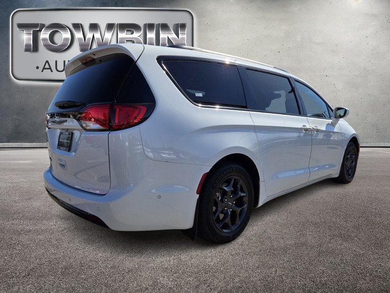 Used 2020 White Chrysler Touring L Plus image 5