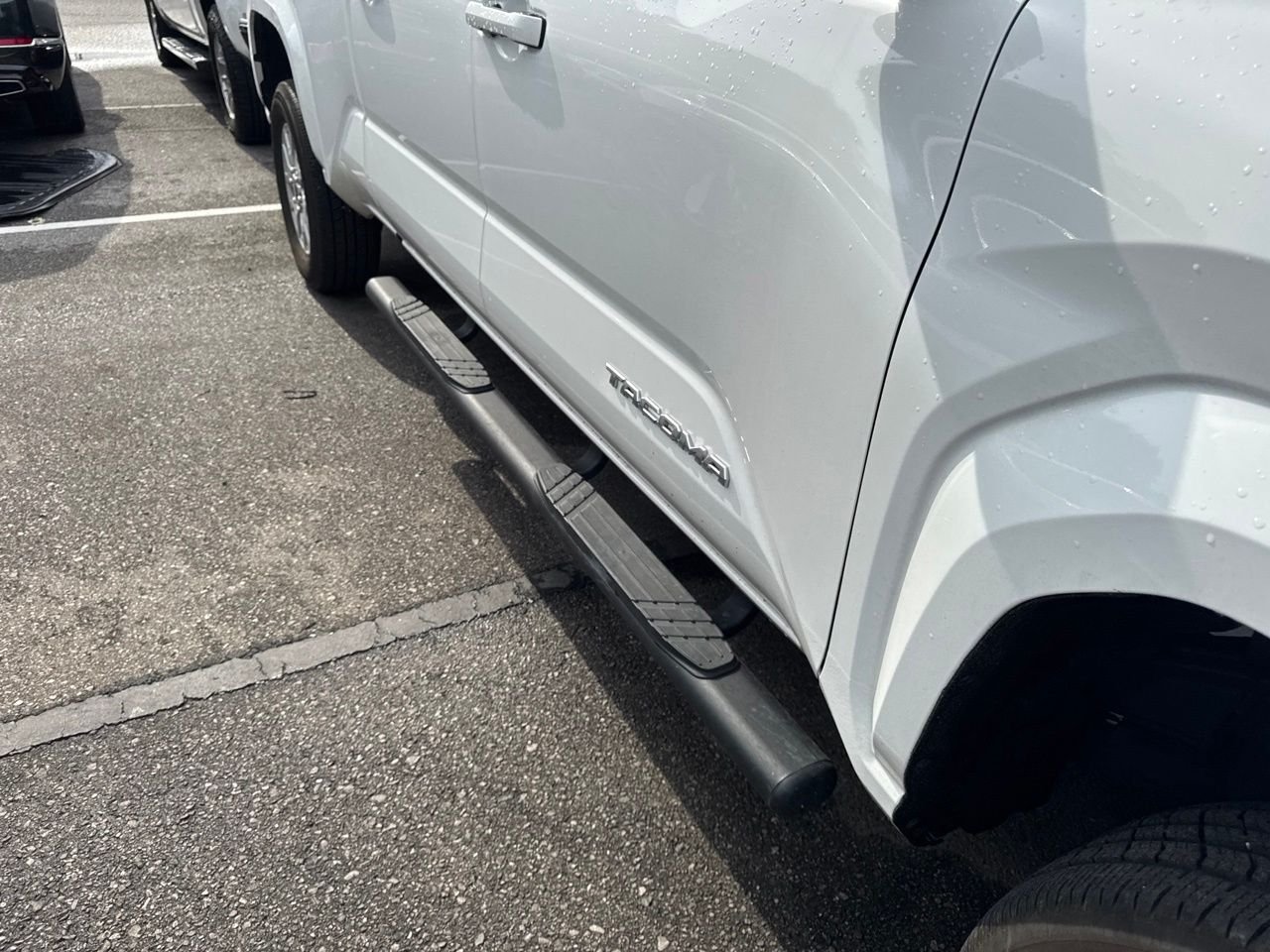 Used 2025 White Toyota SR5 image 5