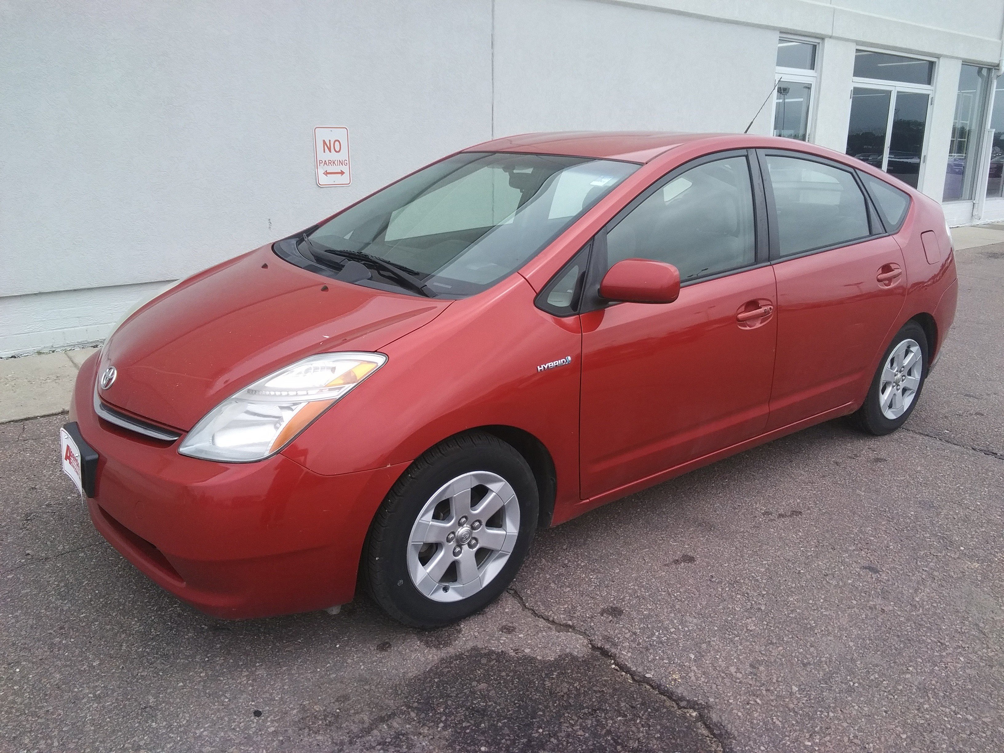 Used 2008 Toyota Prius Standard with VIN JTDKB20UX87735623 for sale in Aberdeen, SD