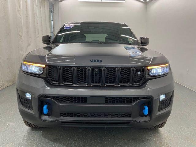 New 2024 Baltic Gray Metallic Clearcoat Jeep Trailhawk image 3