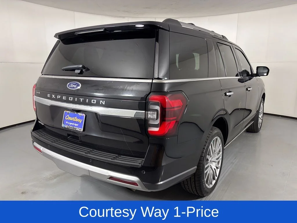 Used 2024 Black Ford Limited image 11