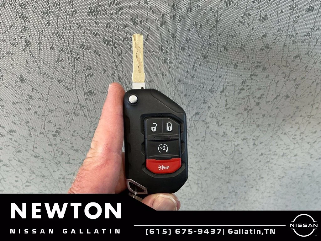 Used 2024 Earl Clearcoat Jeep Willys 4xe image 64