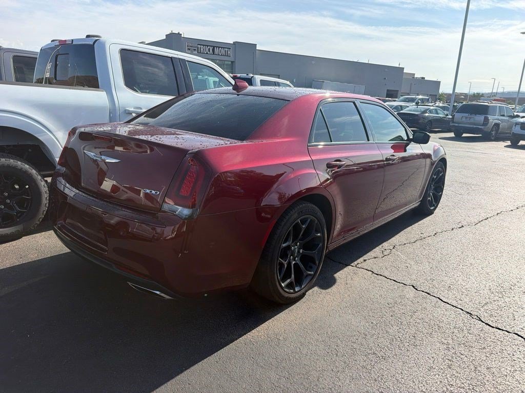 Used 2019 Velvet Red Pearlcoat Chrysler Touring image 2
