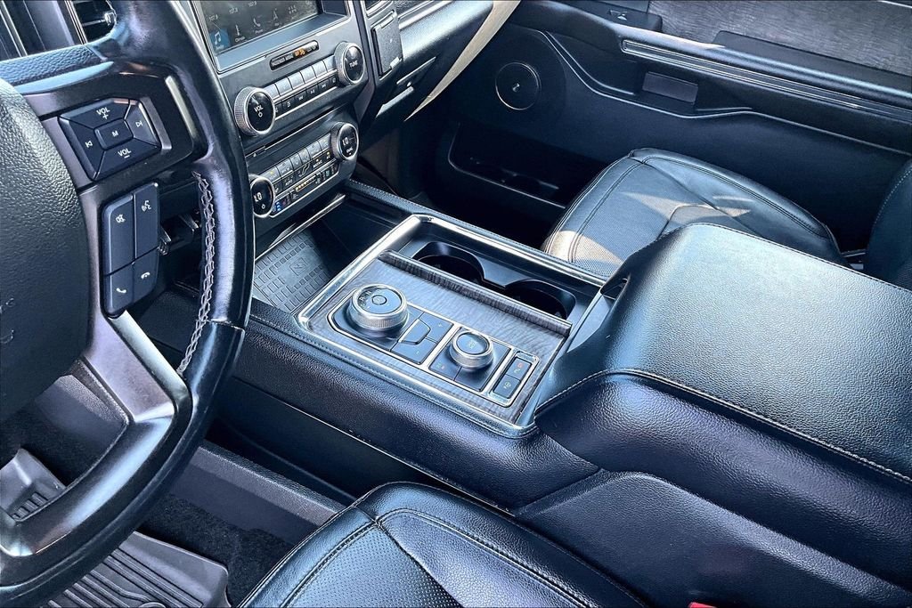 Used 2018 Magnetic Ford Limited image 8