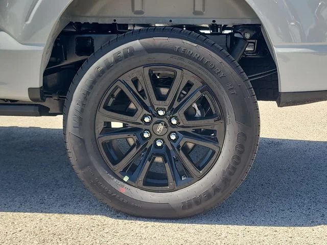 New 2026 Avalanche Ford Platinum image 8
