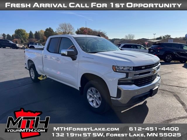 2020 Chevrolet Silverado 1500 LT photo 2