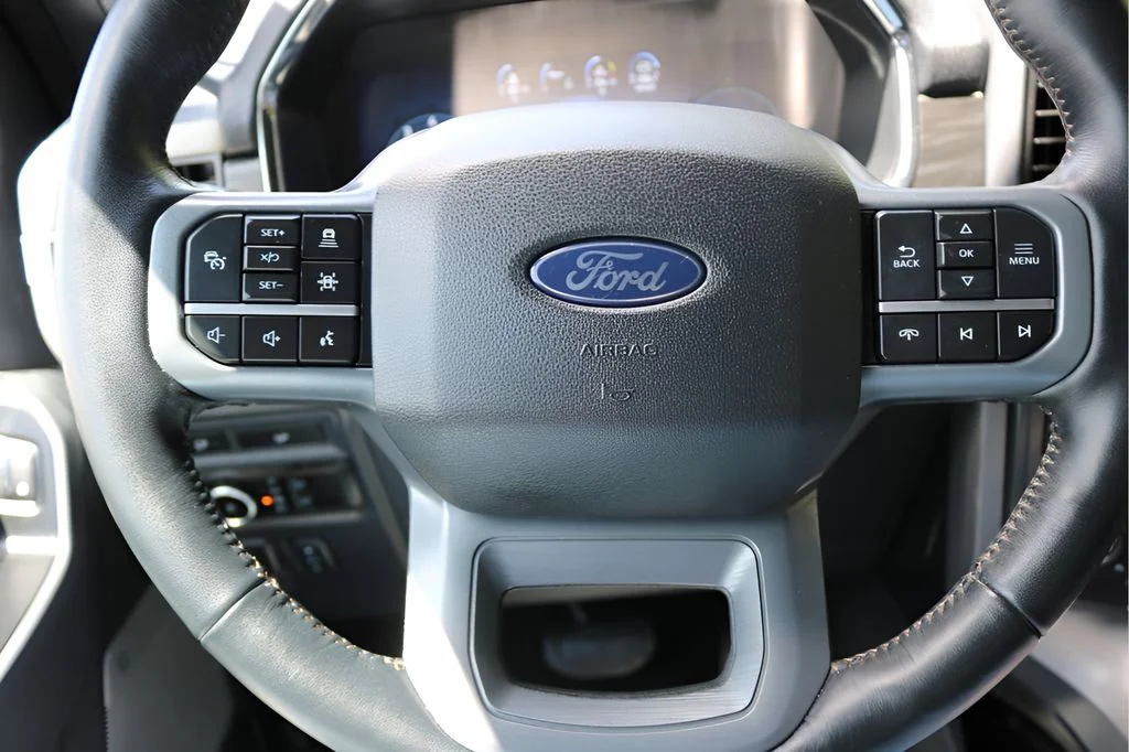 Used 2024 Black Ford Lariat image 19