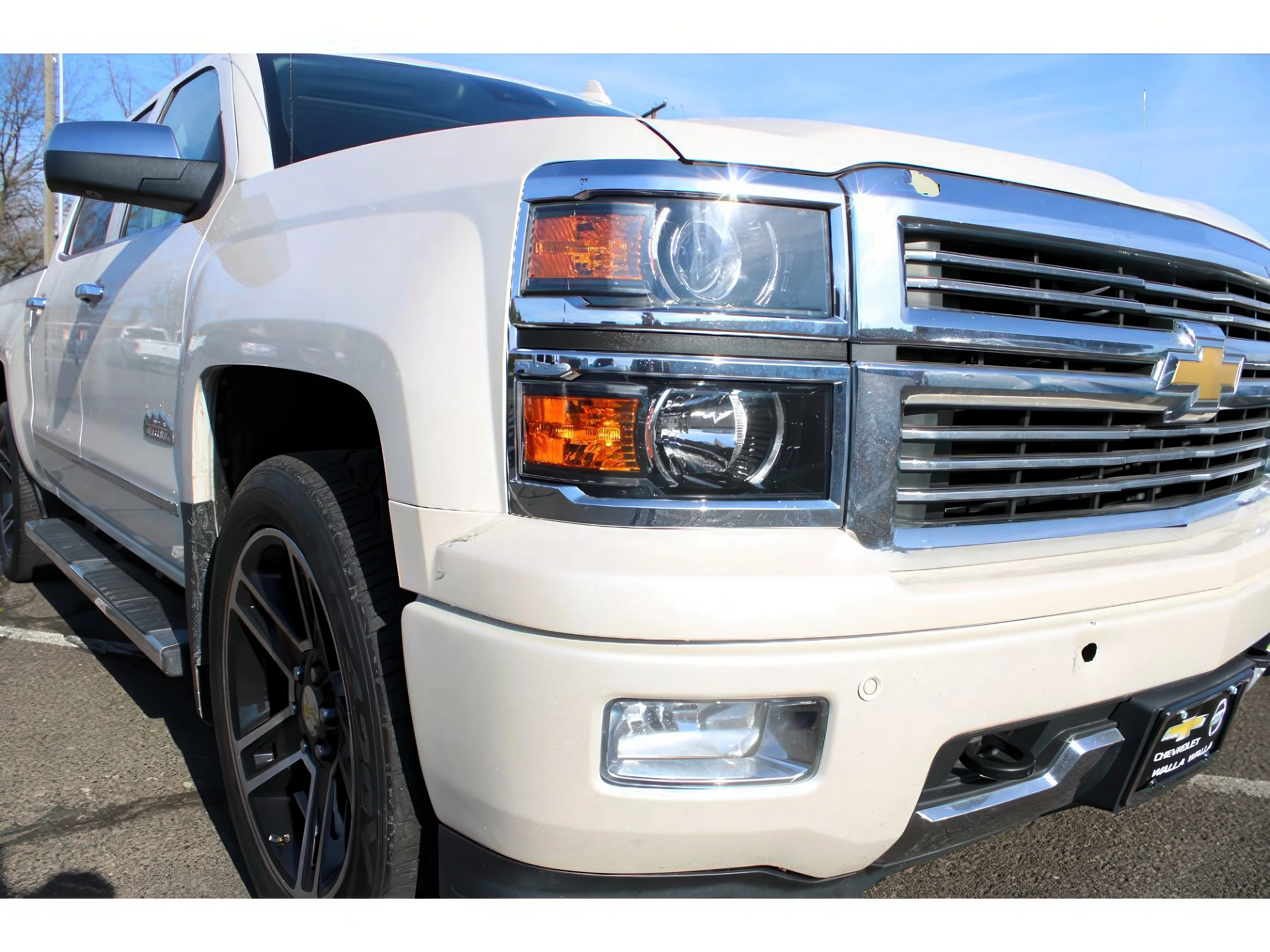 2015 Chevrolet Silverado 1500 High Country - Photo 9