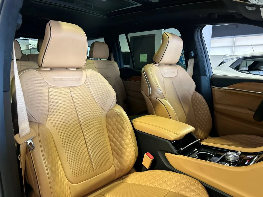 Used 2021 Bright White Clearcoat Jeep Summit Reserve image 39