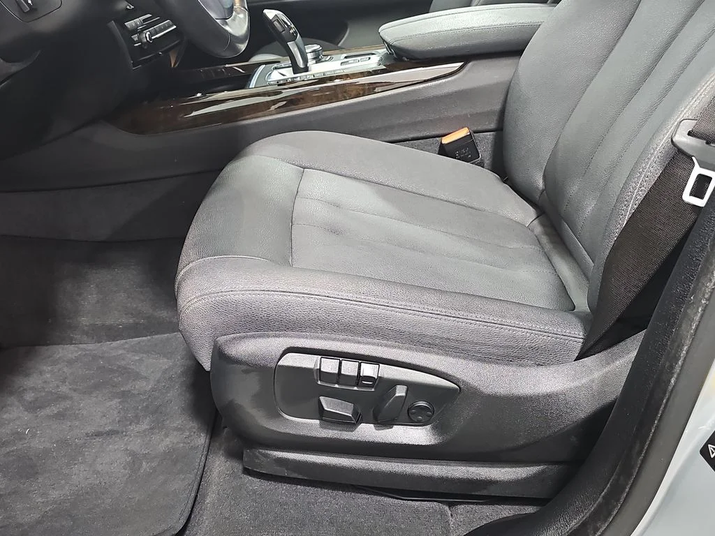 Used 2017 Silver BMW xDrive35i image 31