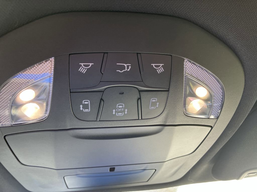 2026 Chrysler Pacifica Select - Photo 20