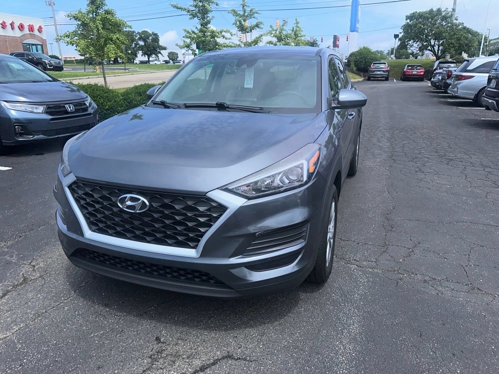 Used 2019 Coliseum Gray Hyundai SE image 11
