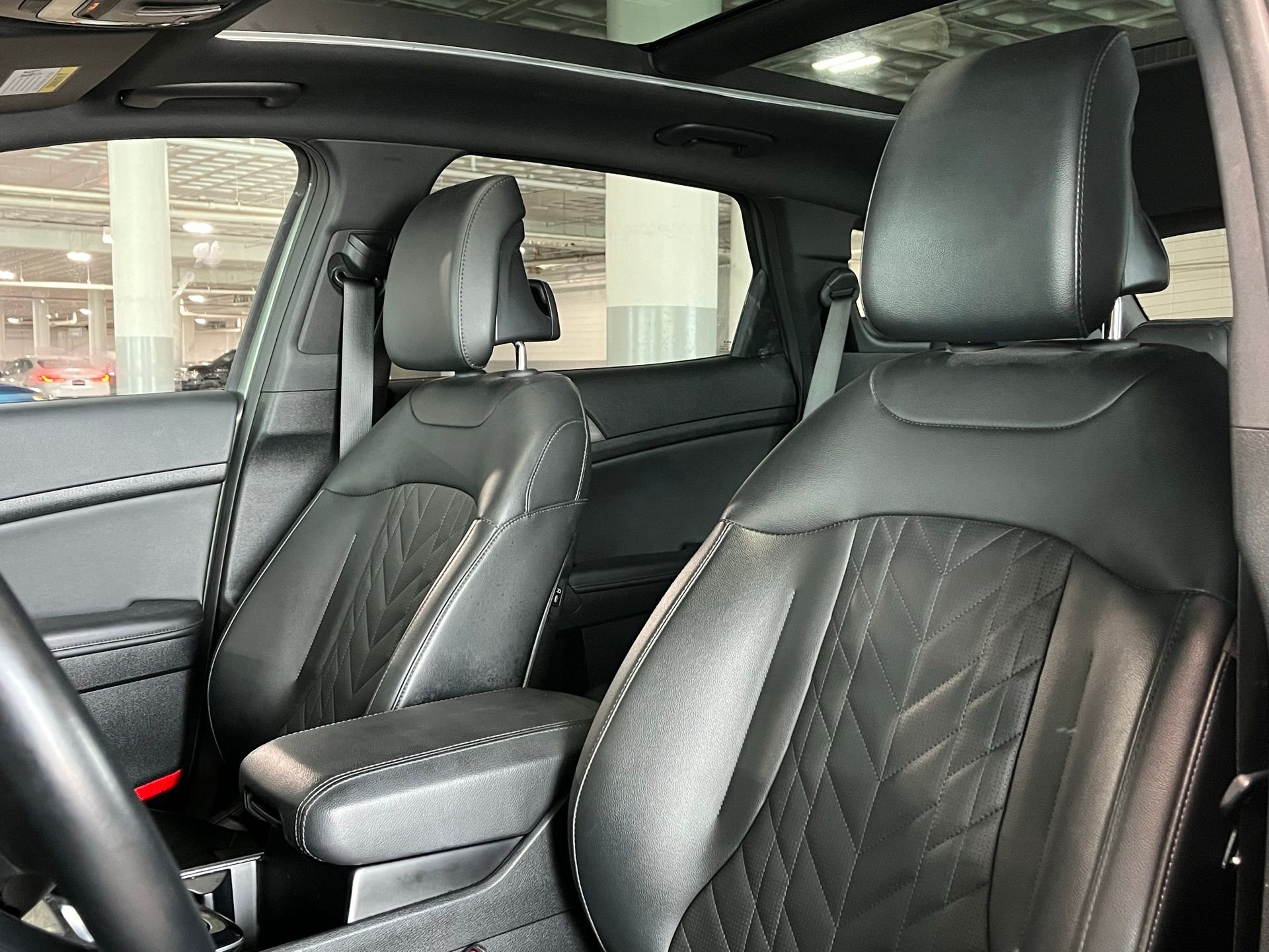 Used 2024 Green Kia X-Line image 13