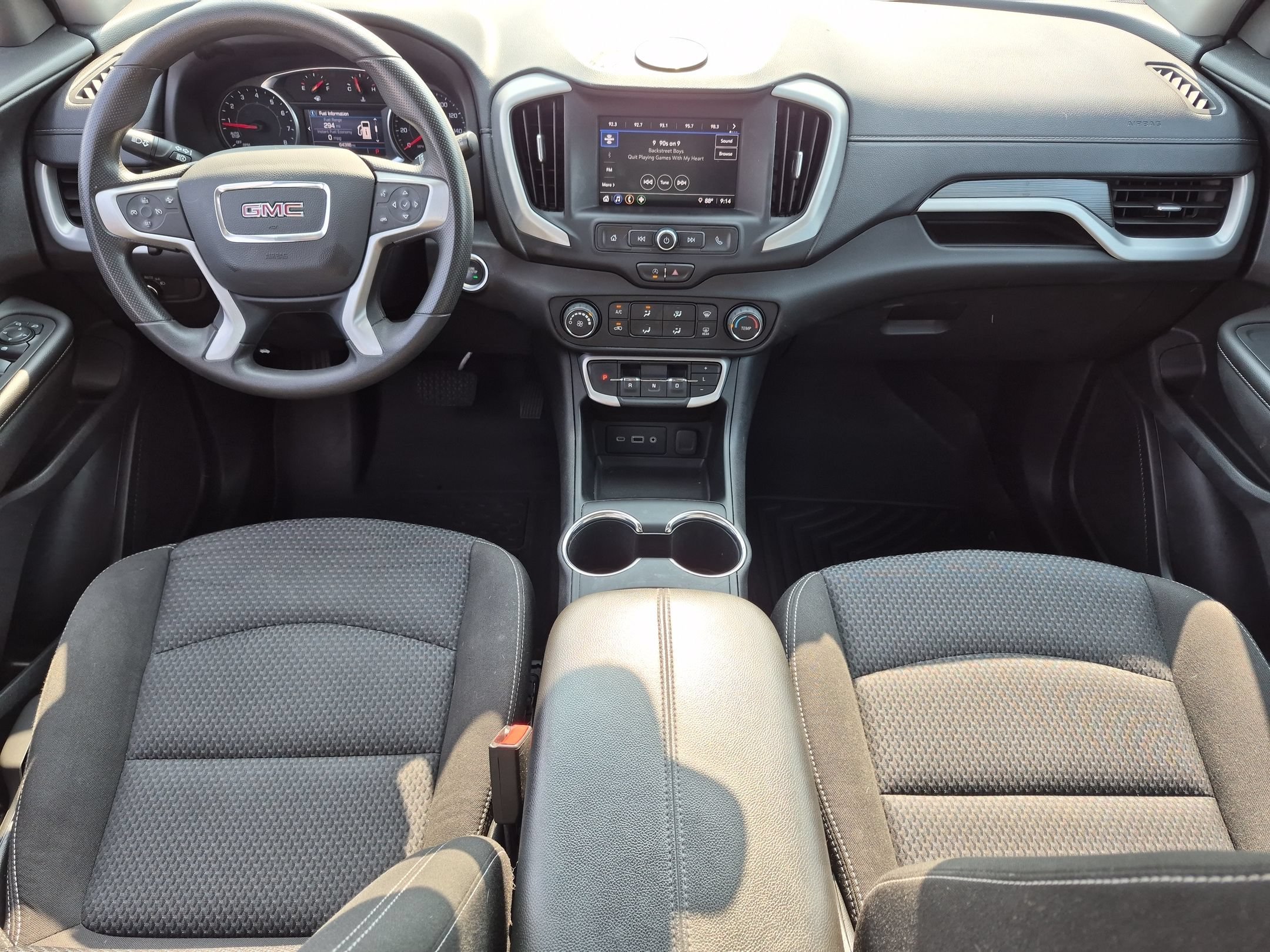 Used 2022 Summit White GMC SLE image 29