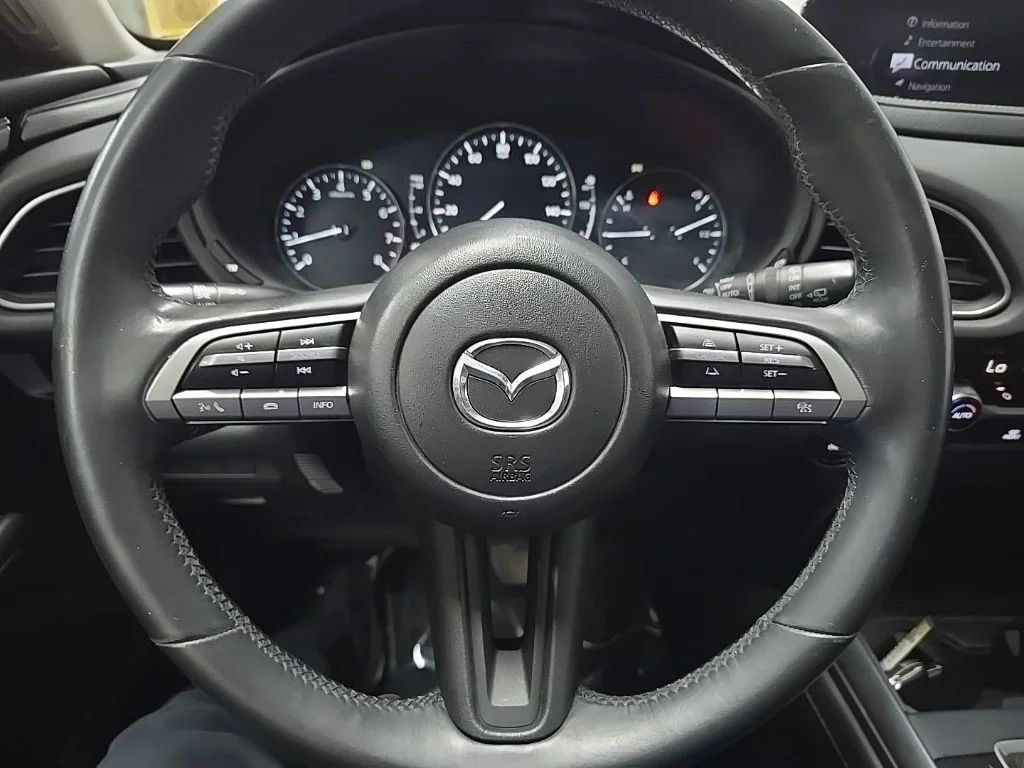 Used 2021 Silver Mazda Select image 21