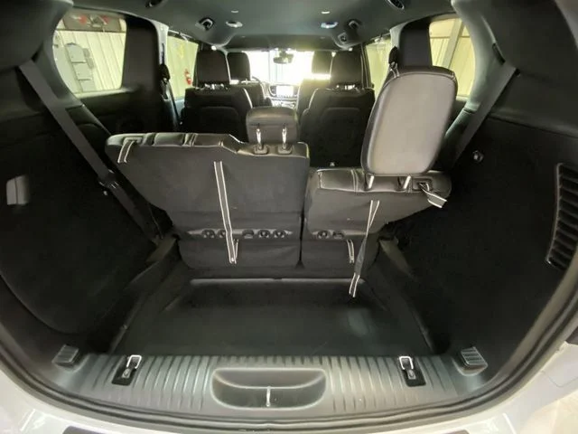 2026 Chrysler Pacifica Select - Photo 31